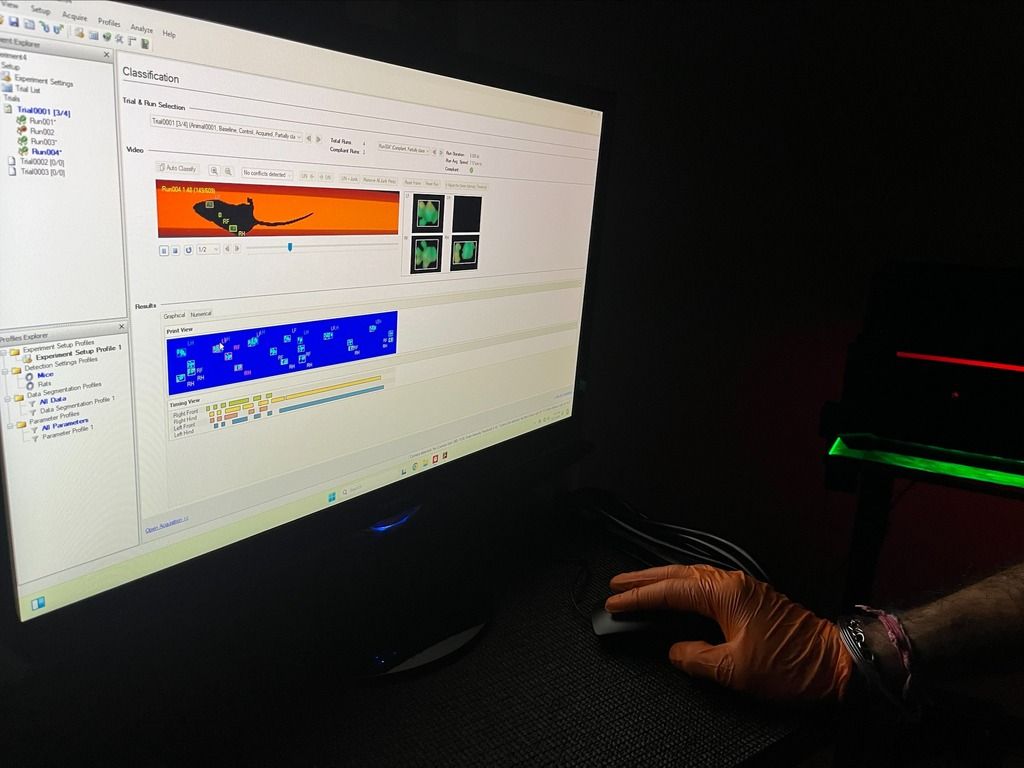 CatWalk XT software with researcher and hardware