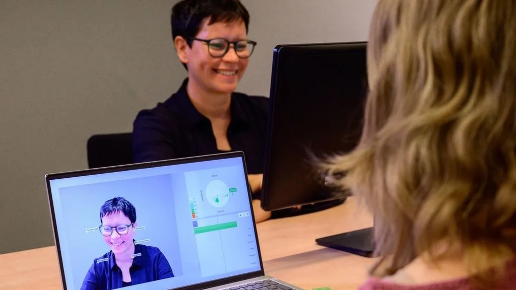 FaceReader